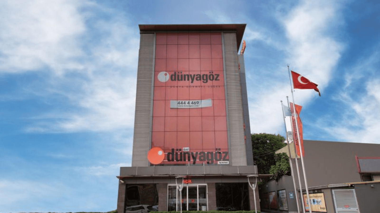 Dünyagöz Adana binası